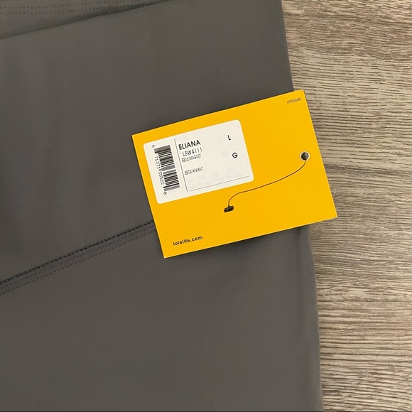 Lole Eliana Ultra High-Rise Flared Yoga Pants - Picture 4 of 6